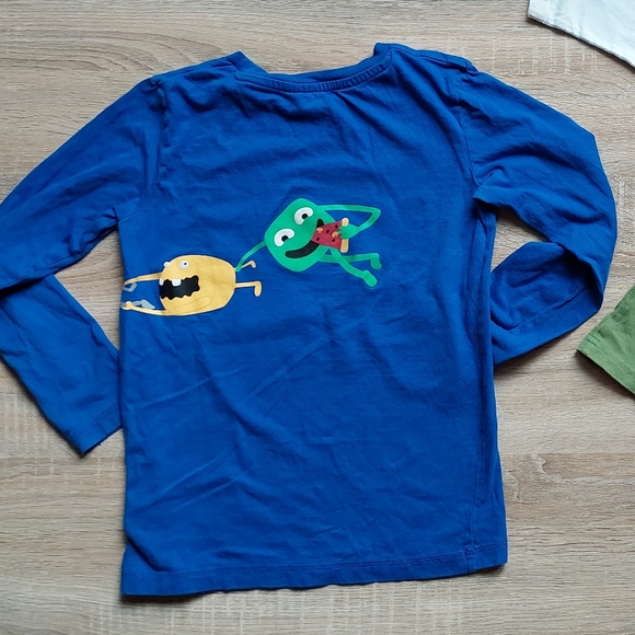 2011 Boden pants + two tees - Picture 13 of 16